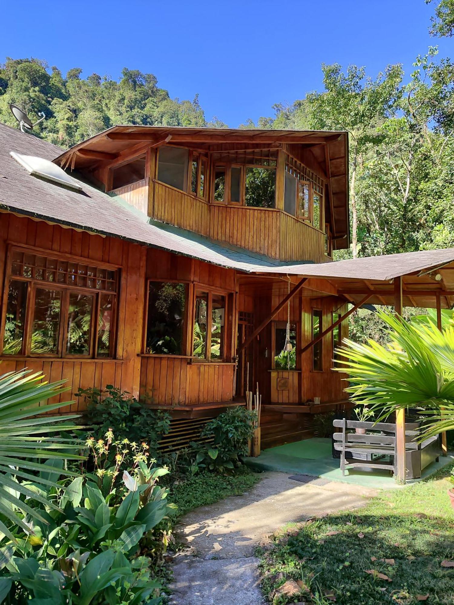 Mindo Garden Lodge And Wildlife Reserve Esterno foto